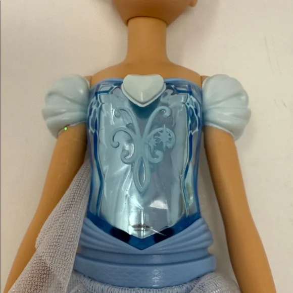 Disney Princess Cinderella 11” Doll with one shoe  Kids Barbie Toy - Picture 4 of 7